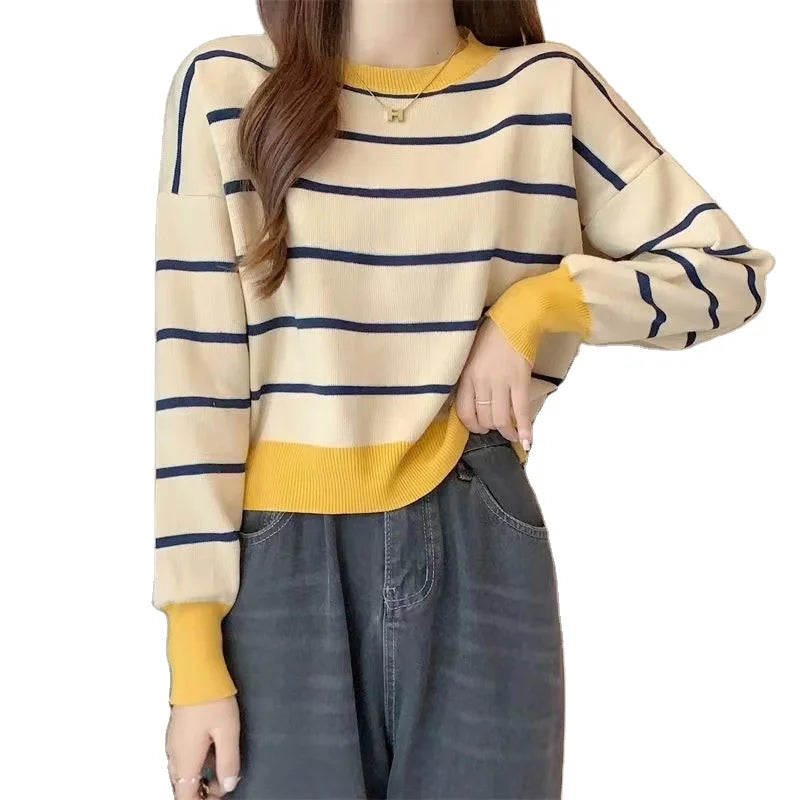 Wholesale Women Long Sleeve Striped Knitwear Sweater Round Collar Simple Short Style Knit Tops Outwear Casual Sweater