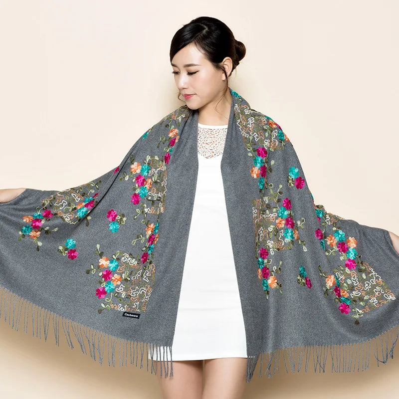 Wholesale Women's Large Reversible Cashmere Pashmina Scarf Soft Shawl Wraps with Embroidery Winter Travel Accessories