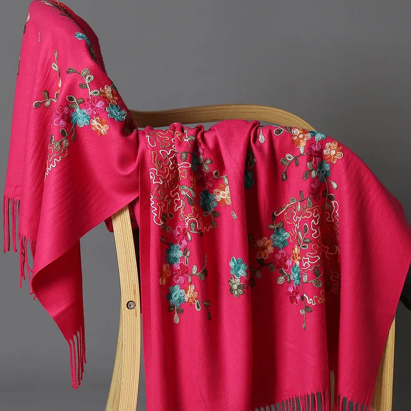 Wholesale Women's Large Reversible Cashmere Pashmina Scarf Soft Shawl Wraps with Embroidery Winter Travel Accessories