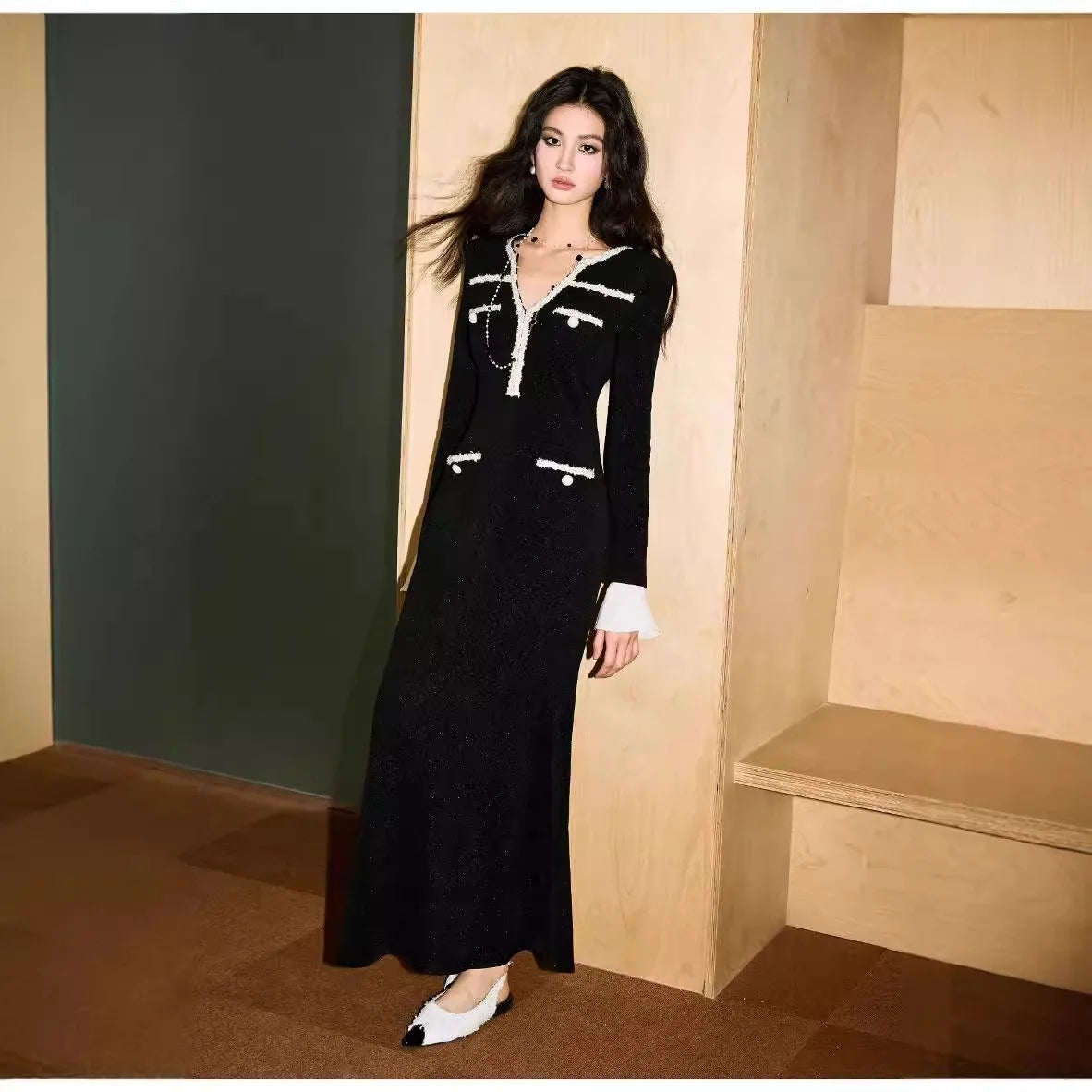 Bettergirl Women Autumn Winter Fashion Elegant Vietnamese French Webbing Waist Fishtail Dress Black V-neck Long-sleeved Dress