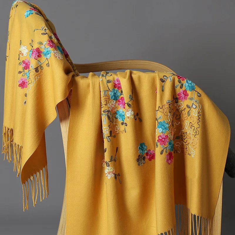 Wholesale Women's Large Reversible Cashmere Pashmina Scarf Soft Shawl Wraps with Embroidery Winter Travel Accessories