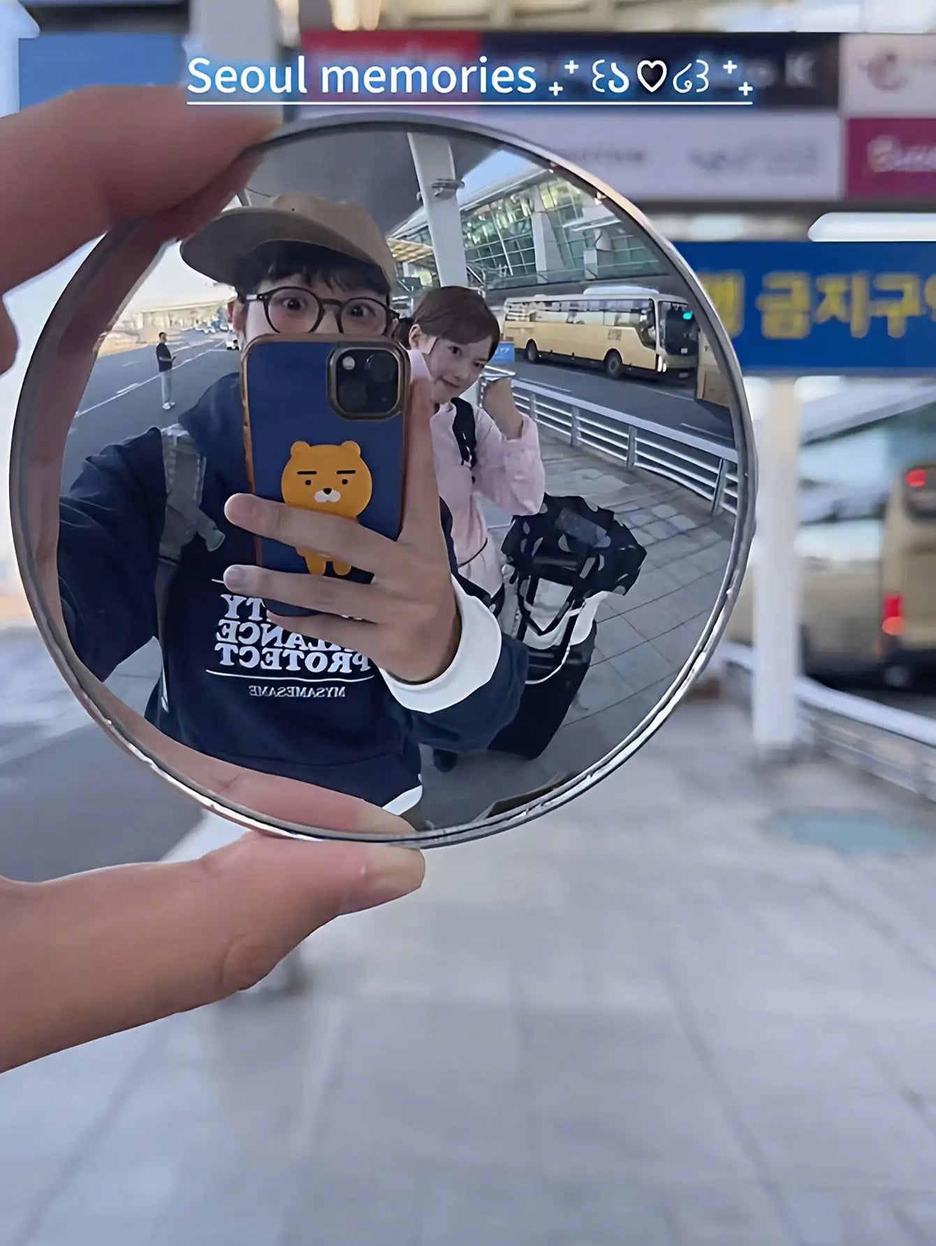 1 travel photo mini round mirror, reflective mirror, spherical mirror, portable wide-angle lens, photo and selfie accessories