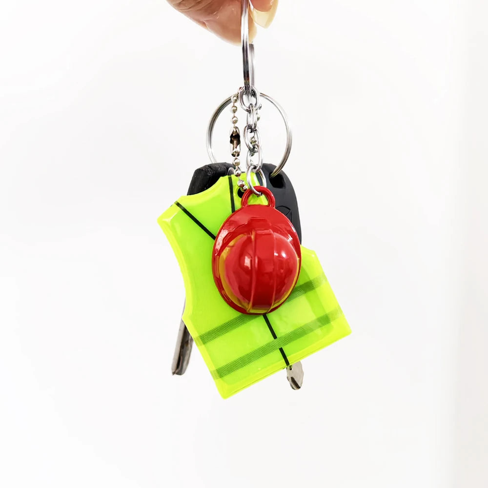 Creative Vest + Safety Helmet Shaped Keychain, Night Travel Sports Reflective Pendant for Backpack Luggage Hanging Accessories