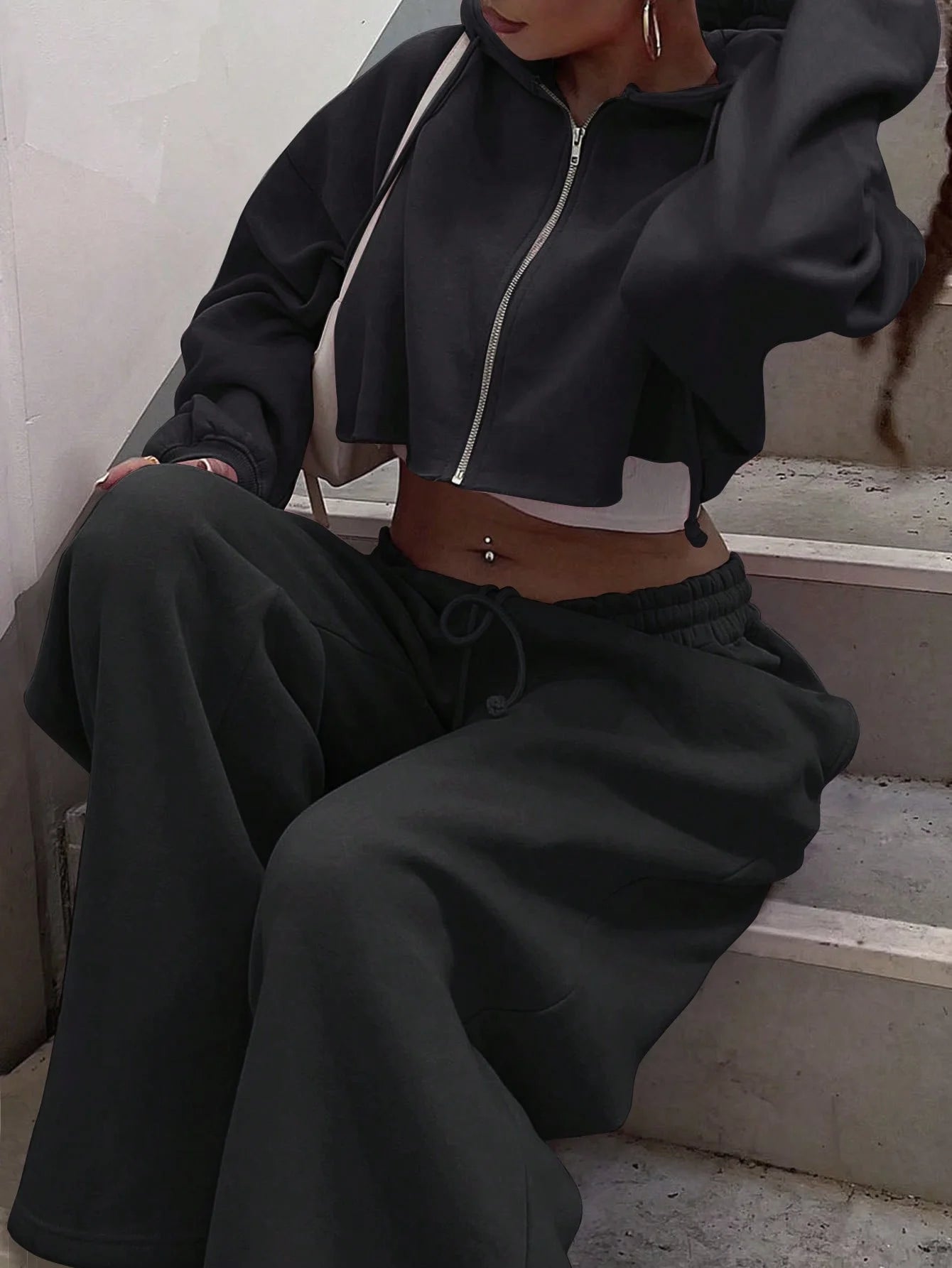 Women Hooded Zip-up Cropped Sweatshirt and Long Pants 2 Piece Sets 2026 Autumn Casual Hoodies Sweatpants Suit Tracksuits